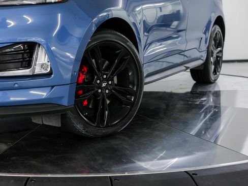 Used 2019 Ford Edge ST w/ Equipment Group 401A image 12