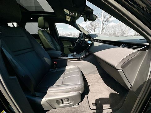 Used 2024 Land Rover Range Rover Evoque S image 29