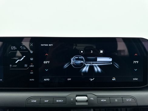 Used 2025 Kia K4 EX image 24