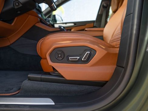 New 2025 Lamborghini Urus SE image 19