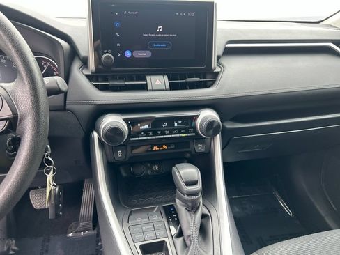 Certified 2025 Toyota RAV4 LE AWD/4WD image 17