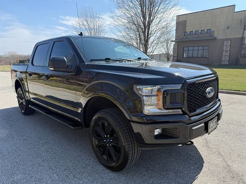 Used 2019 Ford F150 XLT w/ Equipment Group 302A Luxury image 4