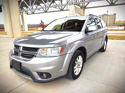 Used 2017 Dodge Journey SXT w/ Comfort/Convenience Group
