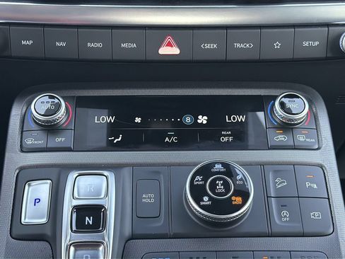 Used 2024 Hyundai Palisade Calligraphy AWD/4WD image 25