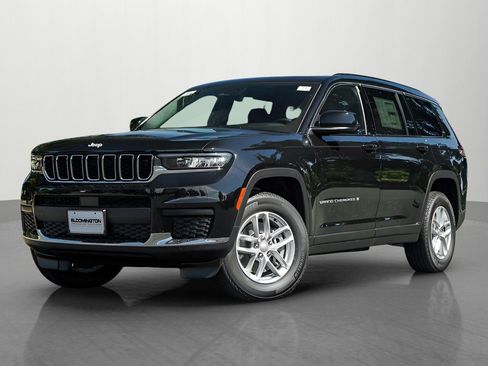 New 2025 Jeep Grand Cherokee L Laredo image 1