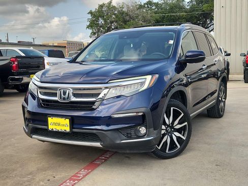 Used 2022 Honda Pilot Touring image 1