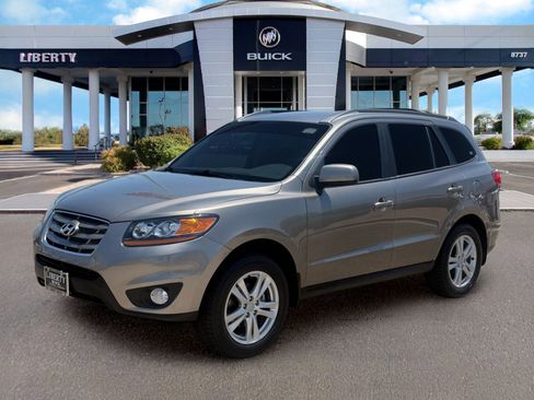 Used 2011 Hyundai Santa Fe SE FWD image 7