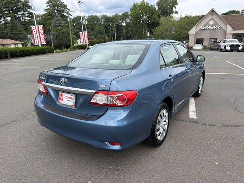 Used 2013 Toyota Corolla LE FWD image 7