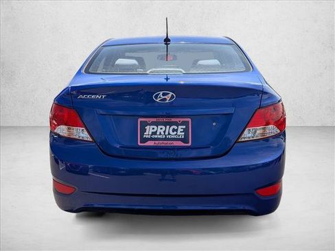 Used 2012 Hyundai Accent GLS w/ Comfort Pkg 2 FWD image 7