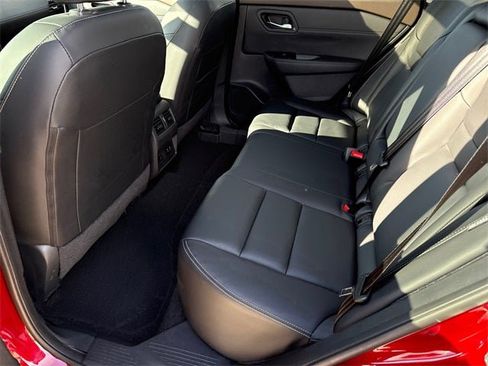 Certified 2023 Nissan Rogue SL w/ SL Premium Package image 18