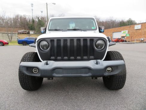 Used 2019 Jeep Wrangler Unlimited Sport image 10