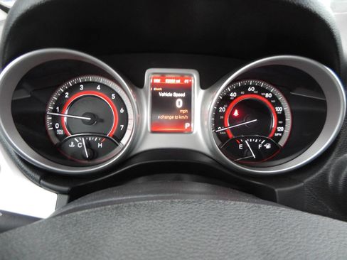 Used 2015 Dodge Journey R/T image 42