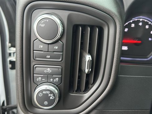 Used 2024 GMC Sierra 2500 Pro w/ Convenience Package image 23