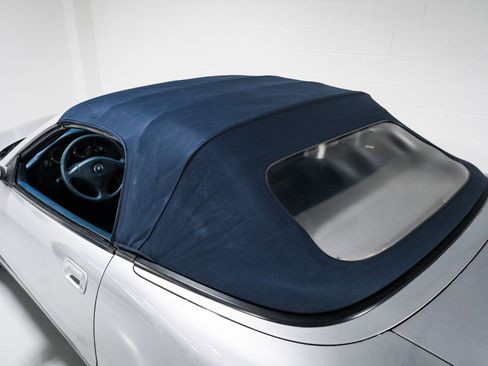 Used 2002 Maserati Spyder GT RWD image 32