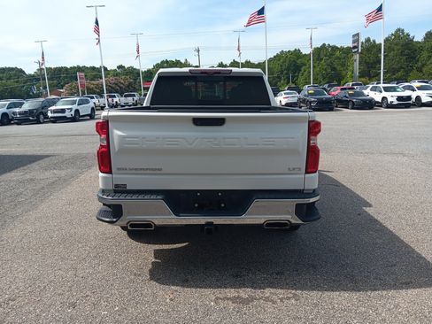 Used 2021 Chevrolet Silverado 1500 LTZ w/ LTZ Premium Package AWD/4WD image 5