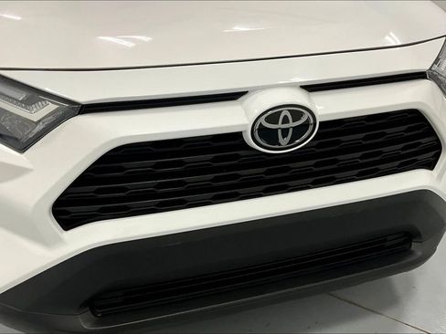 Used 2023 Toyota RAV4 XLE image 39
