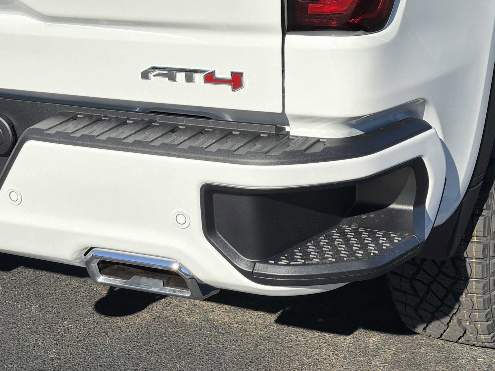 New 2026 GMC Sierra 1500 AT4 w/ AT4 Premium Package AWD/4WD image 29