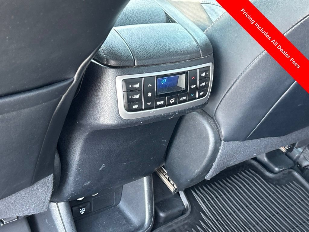 Used 2015 Toyota Highlander Limited Platinum FWD image 16