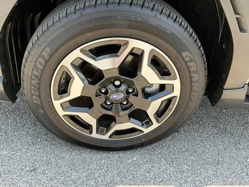 Certified 2026 Subaru Outback Touring AWD/4WD image 8