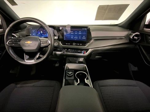 Used 2026 Chevrolet Equinox LT FWD image 15