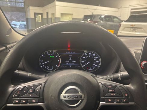 Used 2023 Nissan Sentra SV image 27