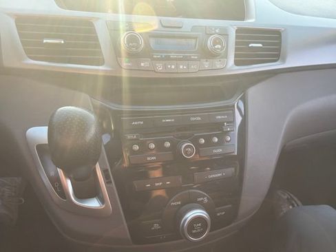 Used 2013 Honda Odyssey EX-L image 9
