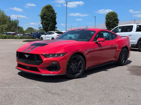 Used 2025 Ford Mustang GT Premium w/ GT Performance Package RWD image 1