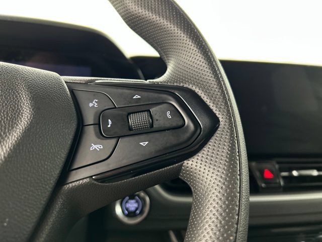 Used 2025 Chevrolet TrailBlazer LT AWD/4WD image 9