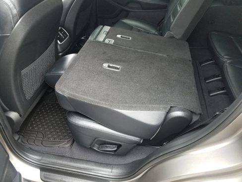 Used 2017 Kia Sorento EX w/ EX V6 Premium Package image 15