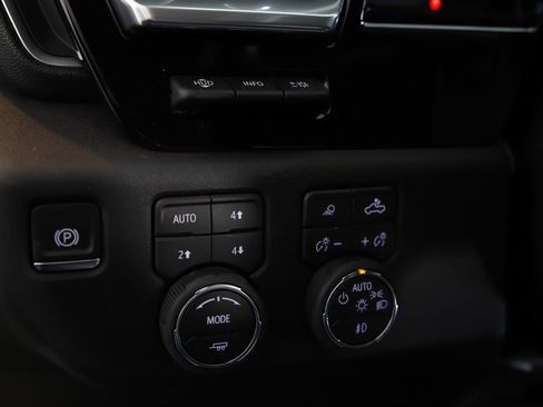 New 2026 Chevrolet Silverado 3500 LTZ w/ LTZ Premium Package AWD/4WD image 14