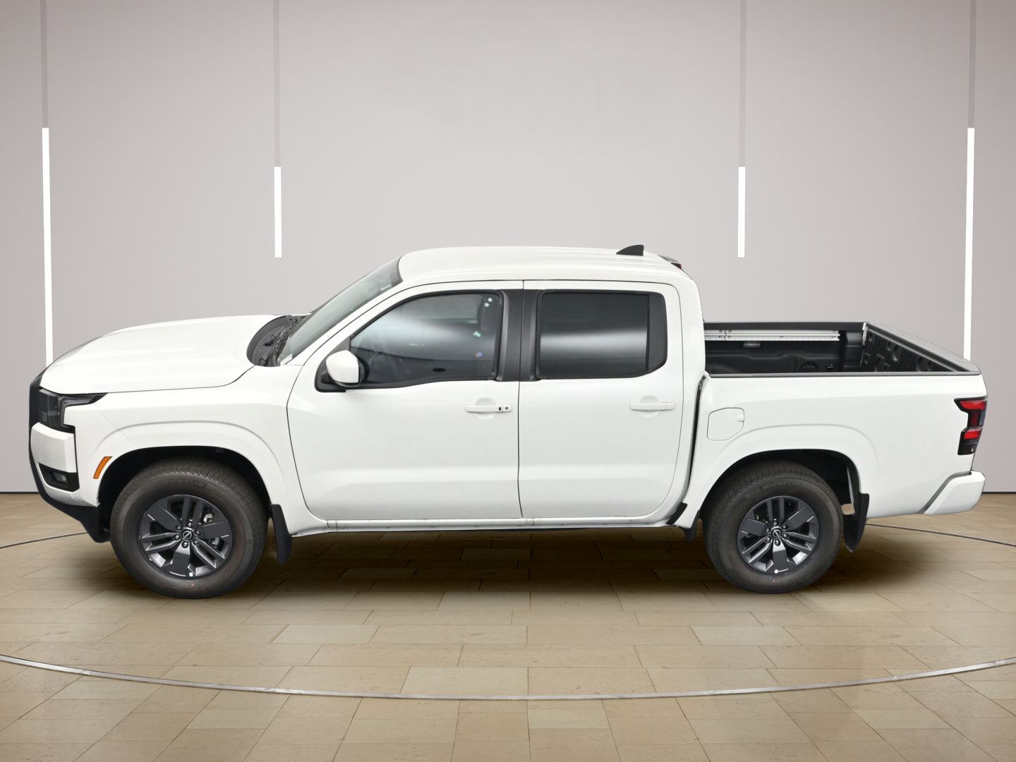 Certified 2025 Nissan Frontier SV w/ SV Convenience Package RWD image 36