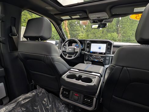 New 2025 Ford F150 Platinum w/ Equipment Group 702A High AWD/4WD image 35