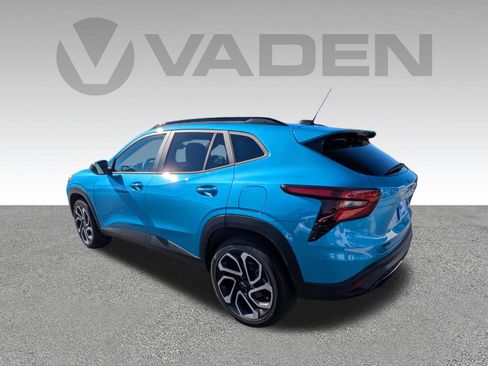 Used 2025 Chevrolet Trax RS w/ Sunroof Package image 27