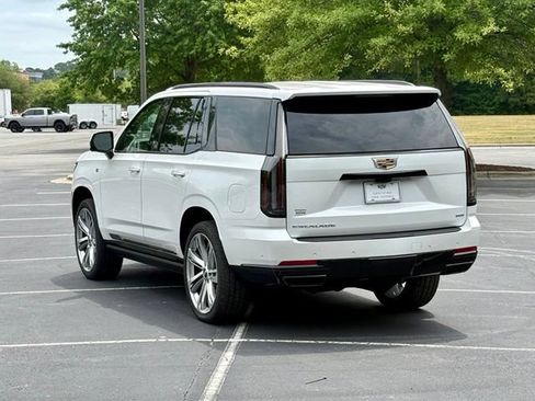 Certified 2025 Cadillac Escalade Sport Platinum AWD/4WD image 5