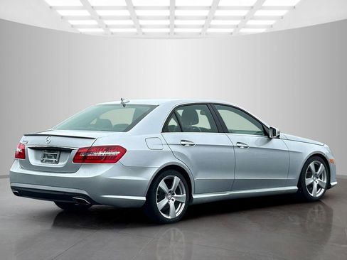 Used 2011 Mercedes-Benz E 350 Sedan image 5