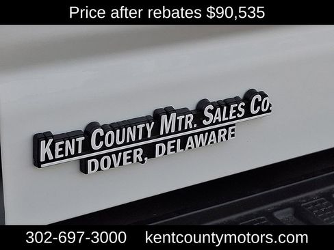 New 2026 GMC Sierra 2500 Denali Ultimate w/ LPO, Black Badging Package image 25