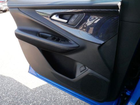 Used 2024 Chevrolet Blazer EV LT AWD/4WD image 28