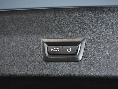 Used 2023 BMW X4 xDrive30i w/ M Sport Package AWD/4WD image 73