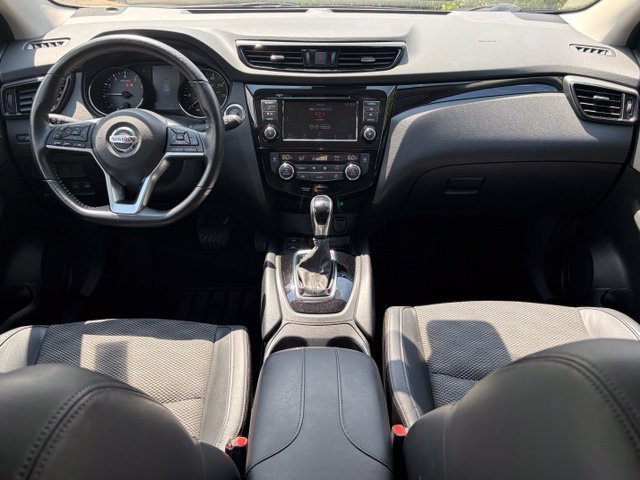 Used 2022 Nissan Rogue Sport SV w/ Technology Package AWD/4WD image 34