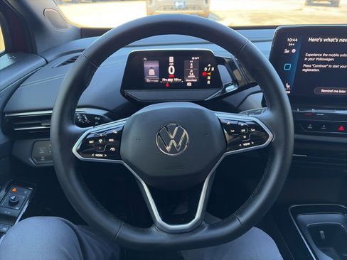 Used 2023 Volkswagen ID.4 Pro S image 16