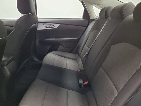 Used 2022 Kia Forte LXS image 18