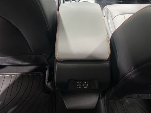 Certified 2025 Subaru Crosstrek 2.5i Limited w/ Crosstrek Mirror Package image 20