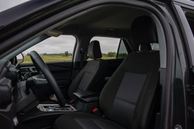 Used 2023 Ford Explorer XLT AWD/4WD image 14