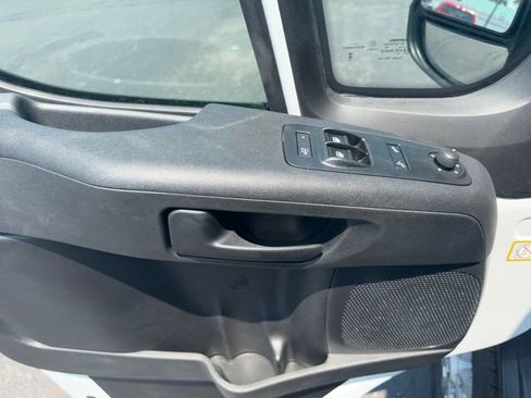 New 2025 RAM ProMaster 1500 w/ Quick Order Package 22G SLT image 17