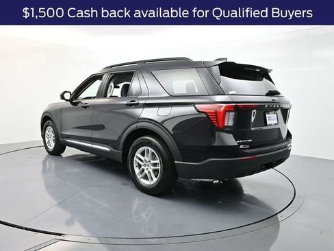 New 2025 Ford Explorer Active image 5