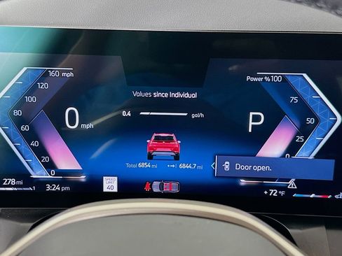 Used 2025 BMW X3 xDrive30i w/ Premium Package image 12