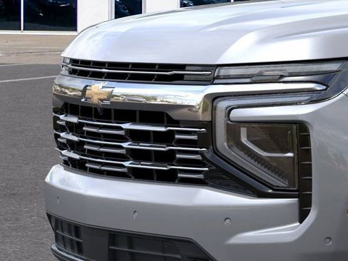 New 2025 Chevrolet Suburban Premier w/ Sun And Tow Package image 16