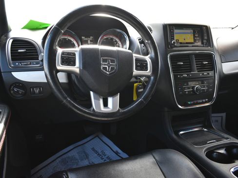 Used 2017 Dodge Grand Caravan GT image 16