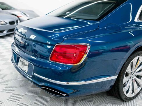 Used 2022 Bentley Flying Spur W12 AWD/4WD image 26