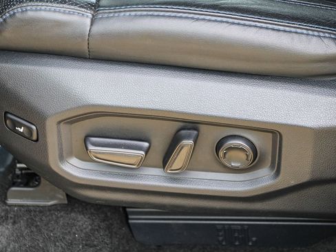 Used 2024 Toyota Tundra Platinum image 19